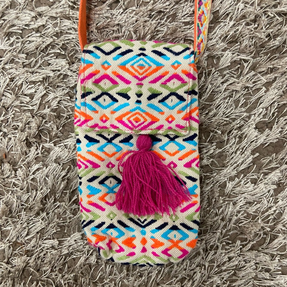 2Chic Cell Phone Pouch NWT